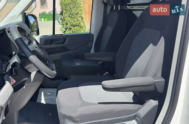 Грузовой фургон Volkswagen Crafter 2017 в 