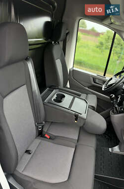 Грузовой фургон Volkswagen Crafter 2020 в 