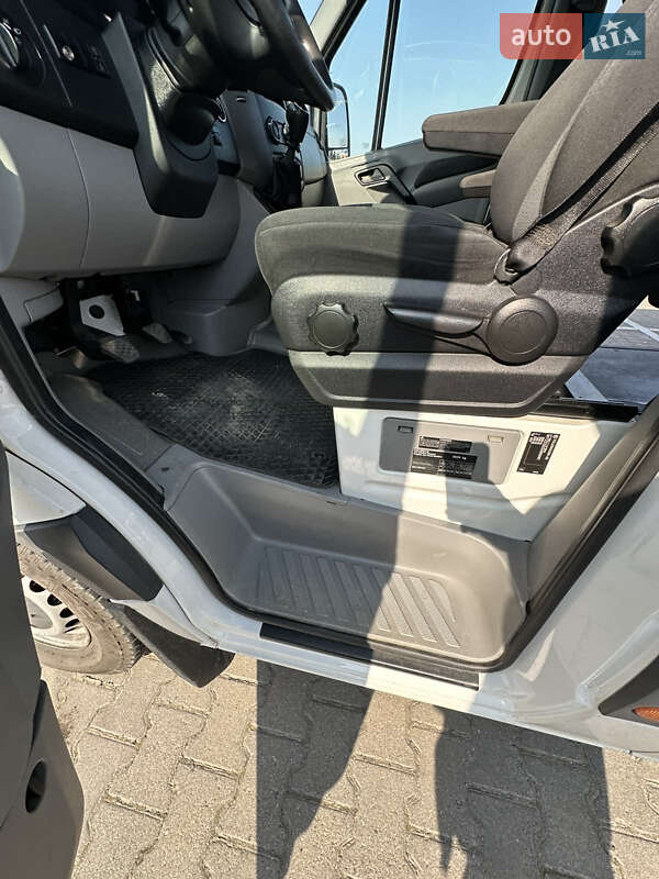 Другие автобусы Volkswagen Crafter 2013 в Черновцах