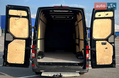Грузовой фургон Volkswagen Crafter 2020 в 