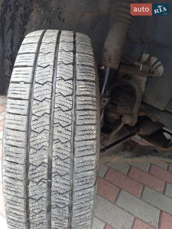 Вантажний фургон Volkswagen Crafter 2012 в Овручі