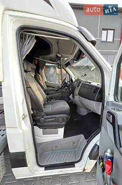 Автовоз Volkswagen Crafter 2012 в 