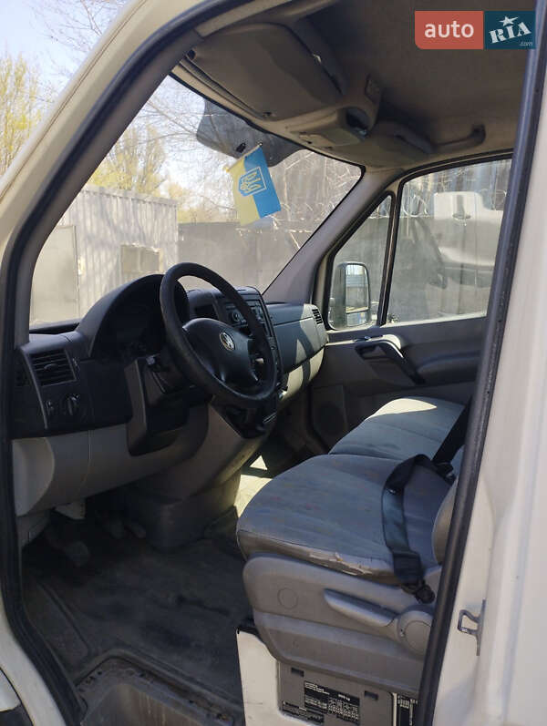 Грузовой фургон Volkswagen Crafter 2006 в Днепре