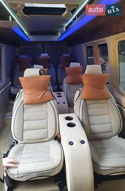 Микроавтобус Volkswagen Crafter 2015 в 