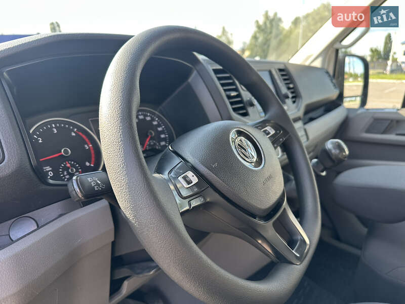 Вантажний фургон Volkswagen Crafter 2017 в Житомирі