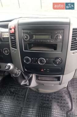 Вантажний фургон Volkswagen Crafter 2012 в 