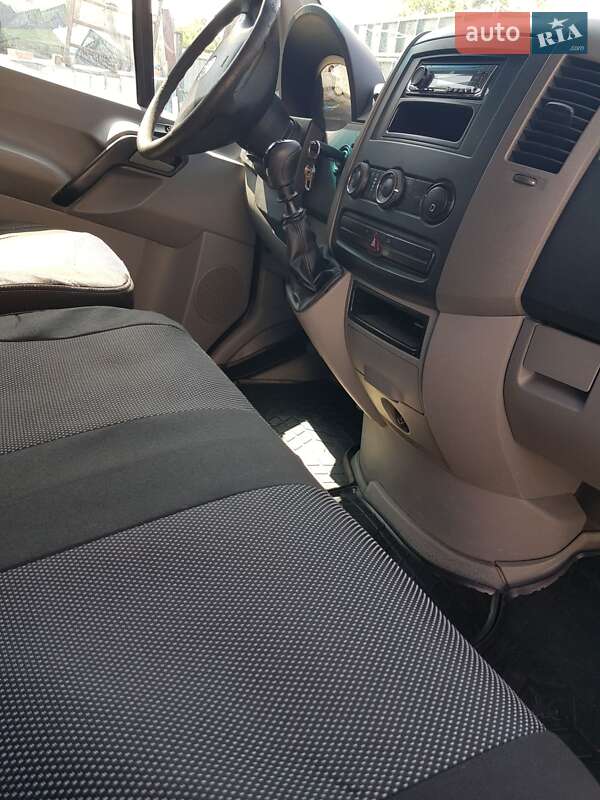 Грузовой фургон Volkswagen Crafter 2007 в Змиеве