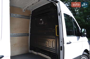 Грузовой фургон Volkswagen Crafter 2020 в 
