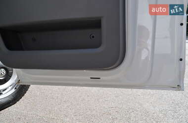 Грузовой фургон Volkswagen Crafter 2020 в 