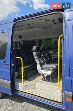 Микроавтобус Volkswagen Crafter 2012 в 