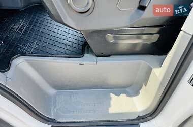 Вантажний фургон Volkswagen Crafter 2018 в 