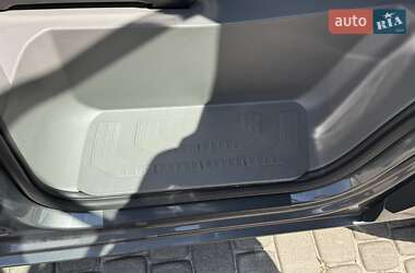 Грузовой фургон Volkswagen Crafter 2018 в 
