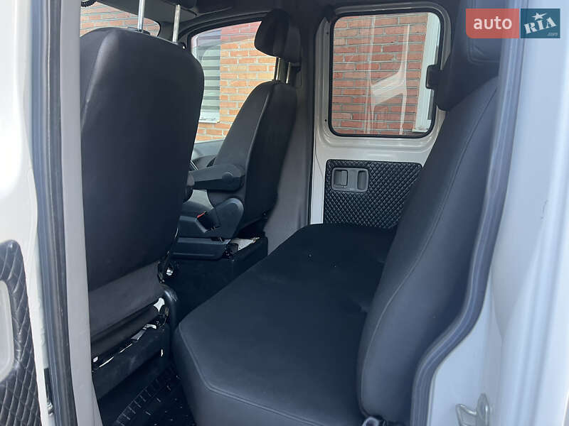 Автовоз Volkswagen Crafter 2013 в Луцке