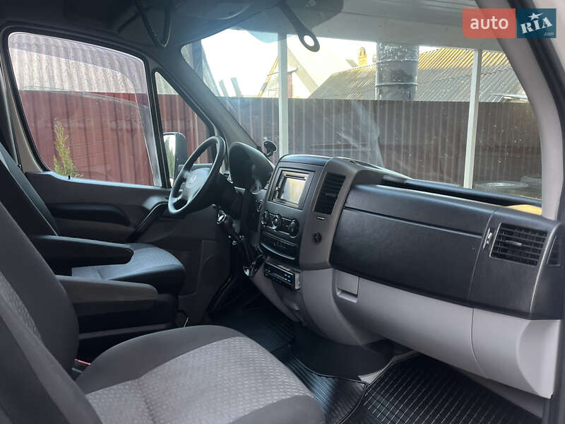 Автовоз Volkswagen Crafter 2013 в Луцке