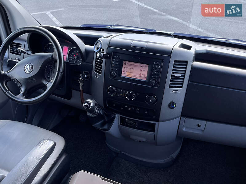 Микроавтобус Volkswagen Crafter 2016 в Киеве