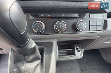 Вантажний фургон Volkswagen Crafter 2020 в 