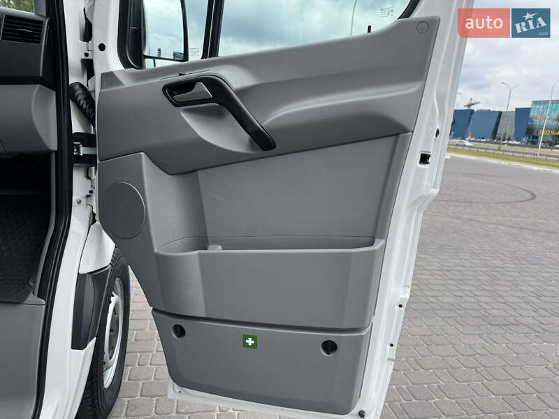 Мікроавтобус Volkswagen Crafter 2015 в Києві
