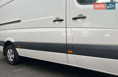 Грузовой фургон Volkswagen Crafter 2016 в 
