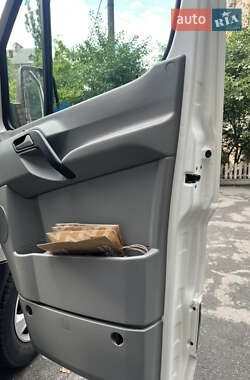 Грузовой фургон Volkswagen Crafter 2016 в 