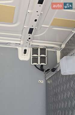 Грузовой фургон Volkswagen Crafter 2021 в 