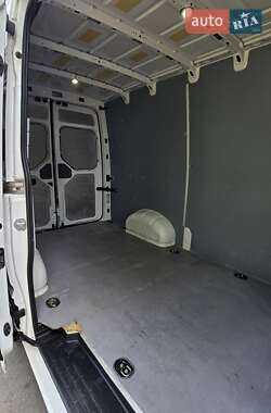 Грузовой фургон Volkswagen Crafter 2021 в 