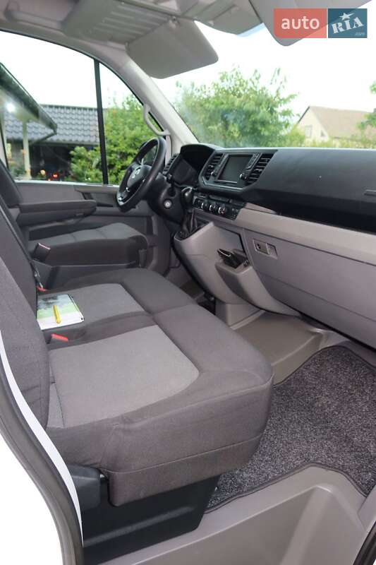 Грузовой фургон Volkswagen Crafter 2019 в Хырове