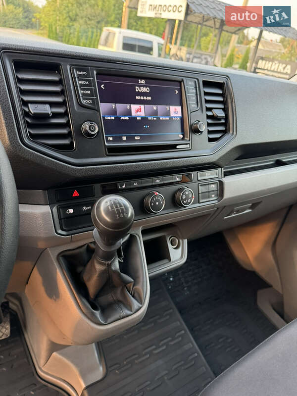 Грузовой фургон Volkswagen Crafter 2019 в Почаеве