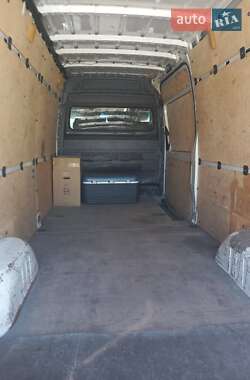 Грузовой фургон Volkswagen Crafter 2013 в 