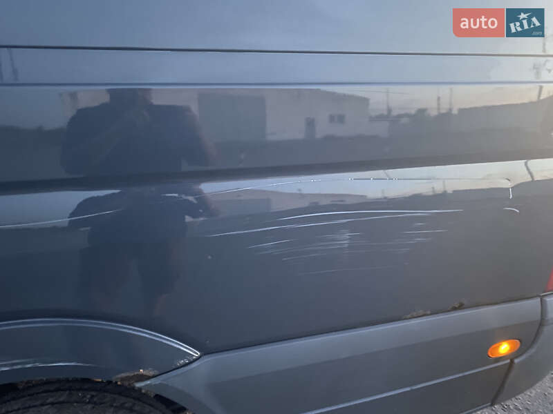 Вантажний фургон Volkswagen Crafter 2011 в Миргороді