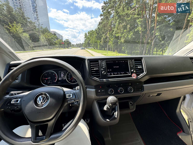 Микроавтобус Volkswagen Crafter 2019 в Киеве