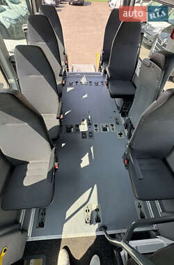 Микроавтобус Volkswagen Crafter 2012 в 