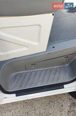 Грузовой фургон Volkswagen Crafter 2011 в 