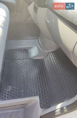 Грузовой фургон Volkswagen Crafter 2011 в 