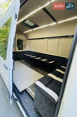 Грузовой фургон Volkswagen Crafter 2008 в 