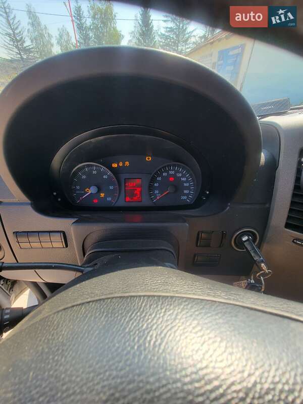 Грузовой фургон Volkswagen Crafter 2007 в Коломые
