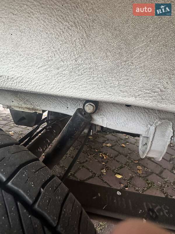 Вантажний фургон Volkswagen Crafter 2009 в Вінниці