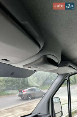 Грузовой фургон Volkswagen Crafter 2013 в 