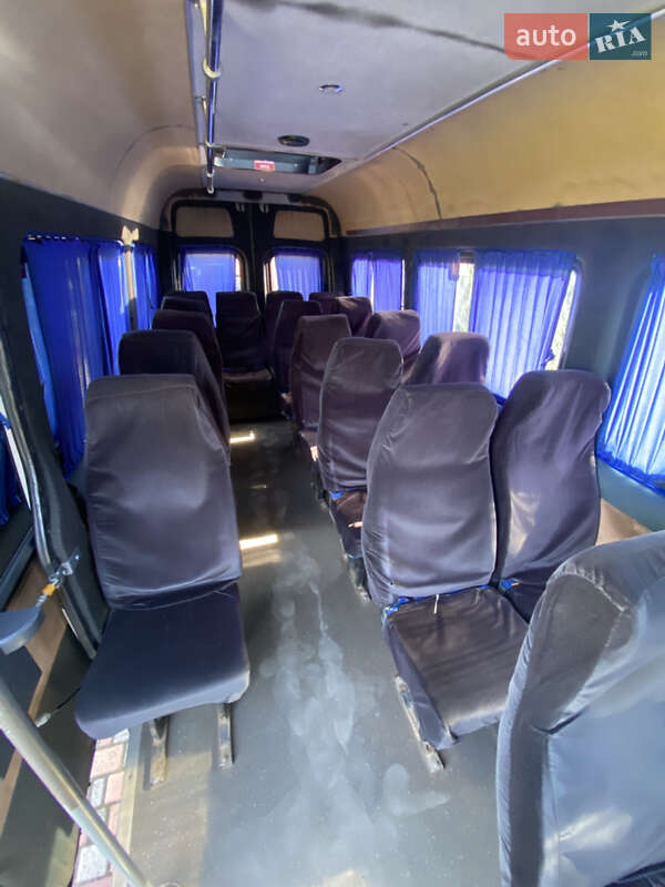 Микроавтобус Volkswagen Crafter 2011 в Кривом Роге