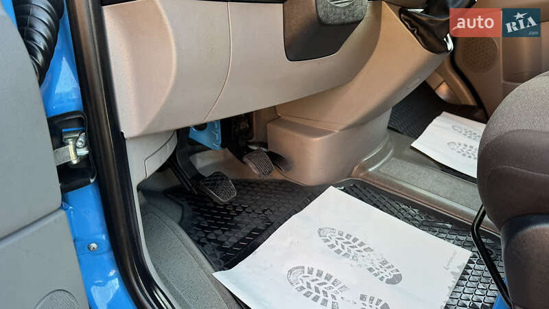 Грузовой фургон Volkswagen Crafter 2015 в Сваляве