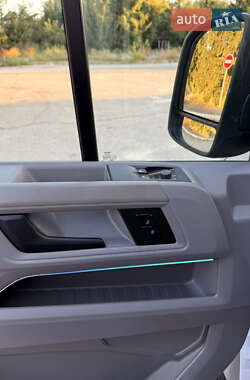 Грузовой фургон Volkswagen Crafter 2020 в 