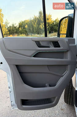 Грузовой фургон Volkswagen Crafter 2020 в 