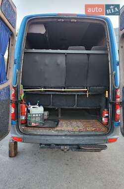 Туристический / Междугородний автобус Volkswagen Crafter 2011 в 