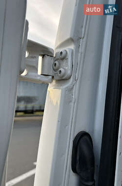 Грузовой фургон Volkswagen Crafter 2014 в 