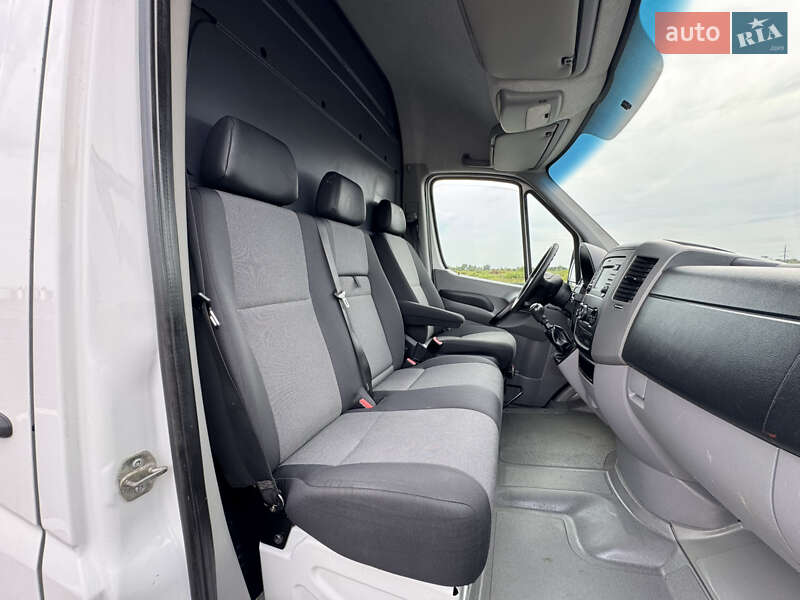 Грузовой фургон Volkswagen Crafter 2016 в Мукачево