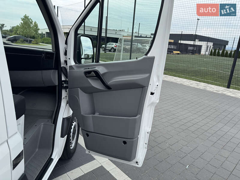 Грузовой фургон Volkswagen Crafter 2016 в Мукачево