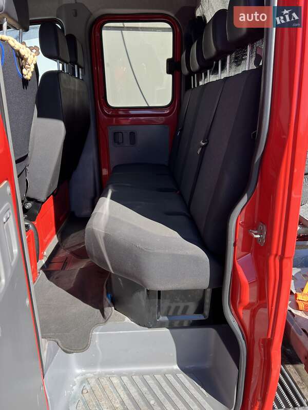 Автовоз Volkswagen Crafter 2015 в Володимирі