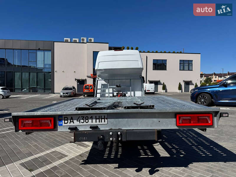 Автовоз Volkswagen Crafter 2010 в Ровно