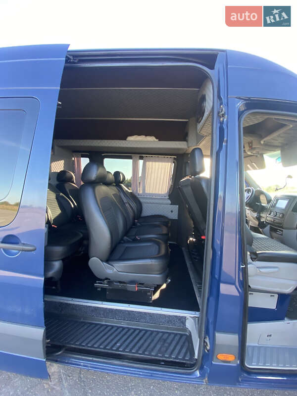 Микроавтобус Volkswagen Crafter 2009 в Березному