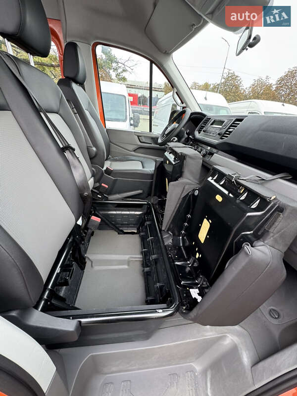 Грузопассажирский фургон Volkswagen Crafter 2018 в Киеве