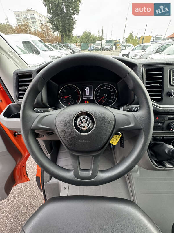 Грузопассажирский фургон Volkswagen Crafter 2018 в Киеве